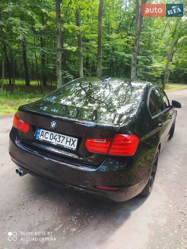 Седан BMW 3 Series 2015 в Луцьку