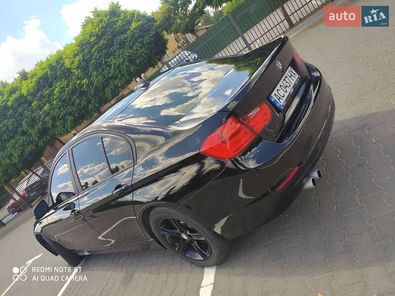 Седан BMW 3 Series 2015 в Луцьку