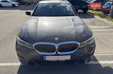 Седан BMW 3 Series 2019 в Ровно
