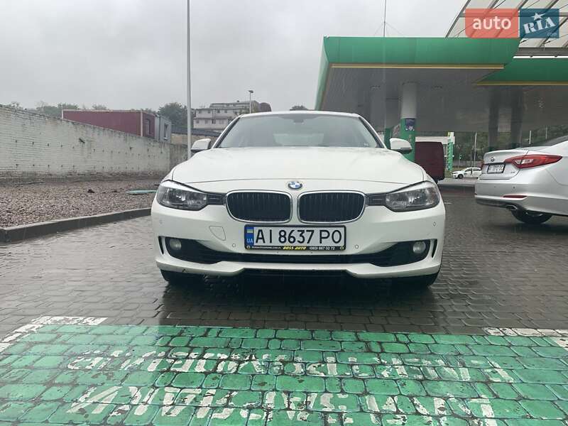 Седан BMW 3 Series 2014 в Києві
