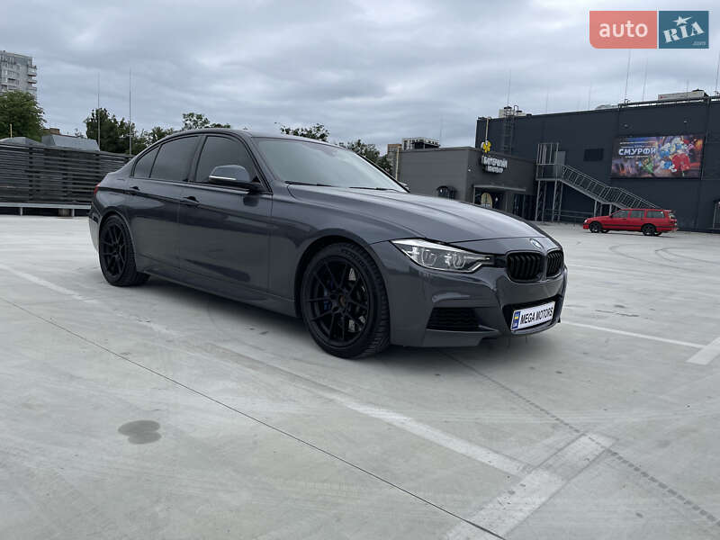 Седан BMW 3 Series 2015 в Киеве
