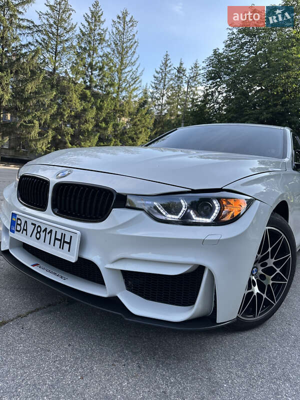 Седан BMW 3 Series 2012 в Желтых Водах