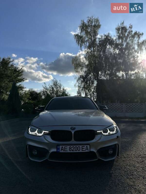 BMW 3 Series 2012
