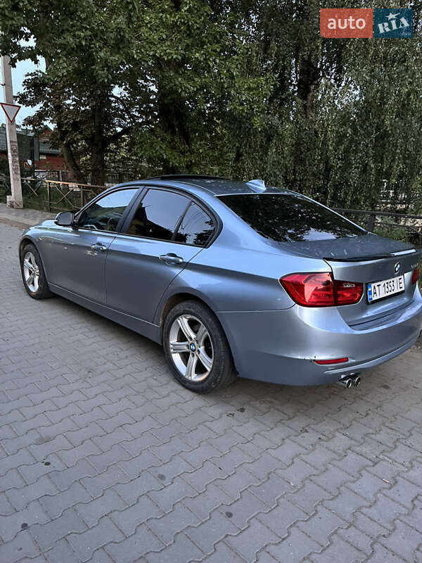 Седан BMW 3 Series 2012 в Косове