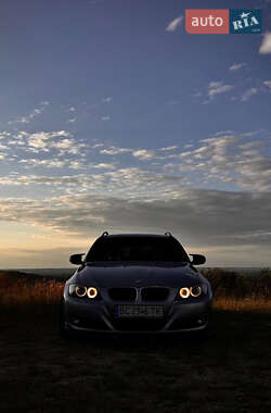 Универсал BMW 3 Series 2008 в Самборе