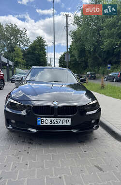 Седан BMW 3 Series 2014 в Львове
