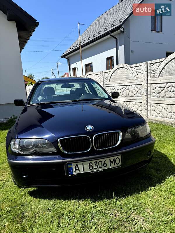 Седан BMW 3 Series 2002 в Млинове