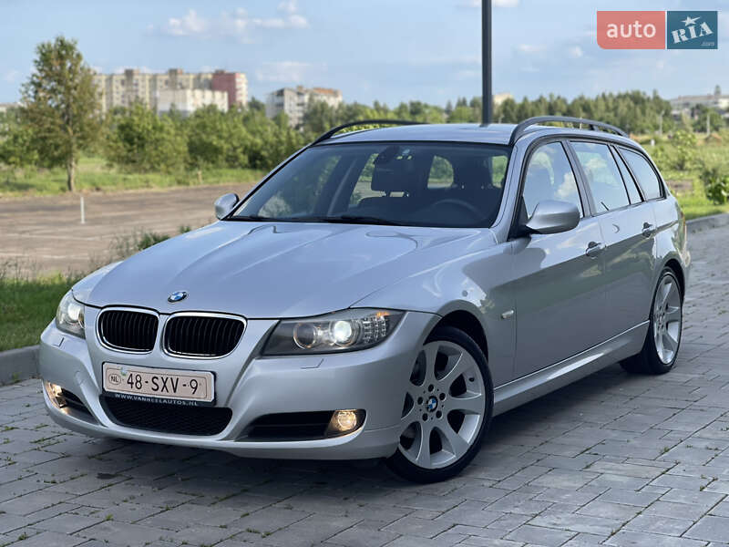 BMW 3 Series 2010