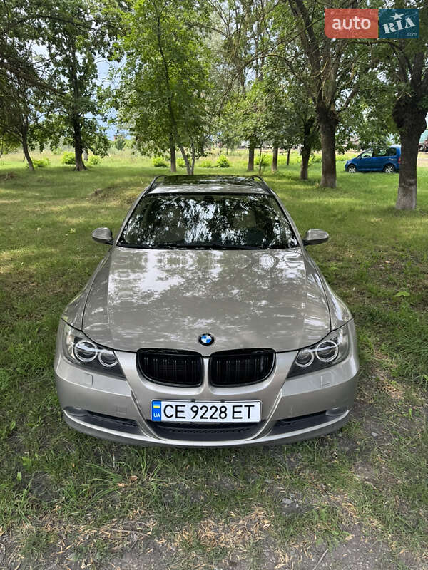 Універсал BMW 3 Series 2007 в Новоселиці
