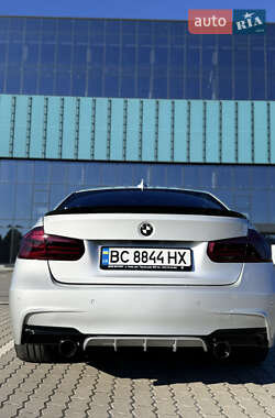 Седан BMW 3 Series 2018 в 