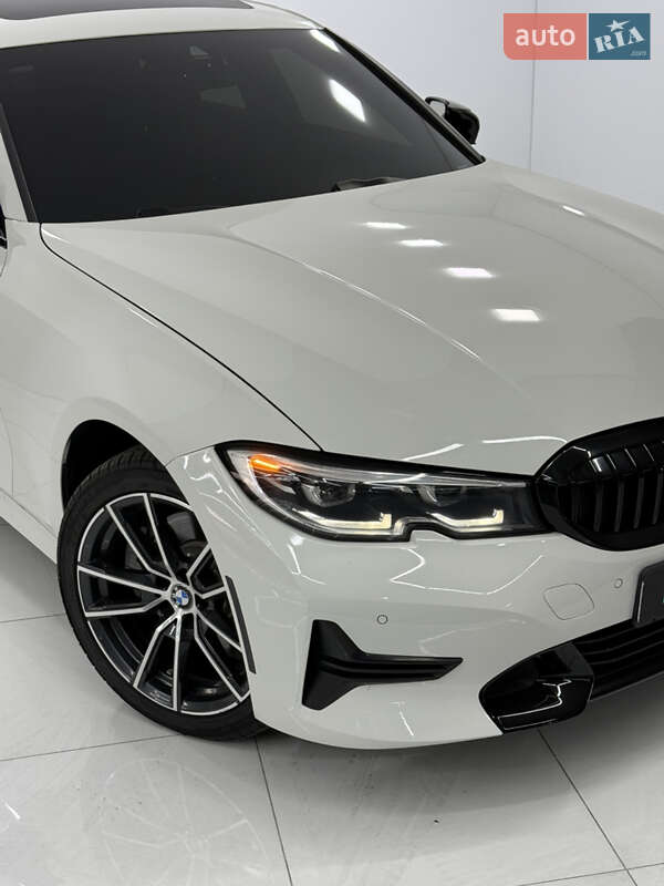 Седан BMW 3 Series 2019 в Одесі