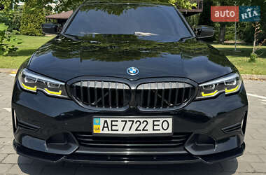 Седан BMW 3 Series 2022 в Днепре