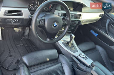 Универсал BMW 3 Series 2005 в  фото 13 Универсал BMW 3 Series 2005 в