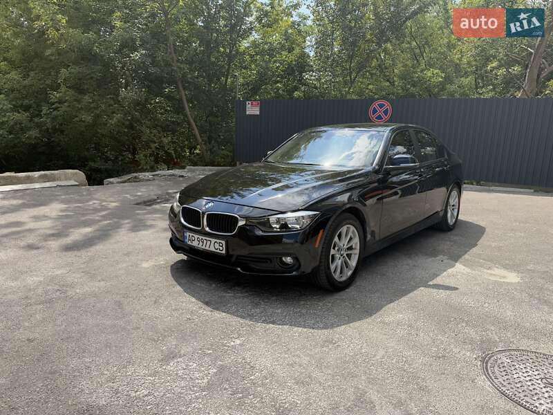 Седан BMW 3 Series 2016 в Киеве