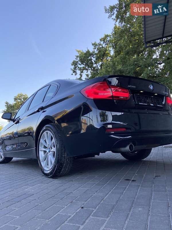 Седан BMW 3 Series 2016 в Луцке