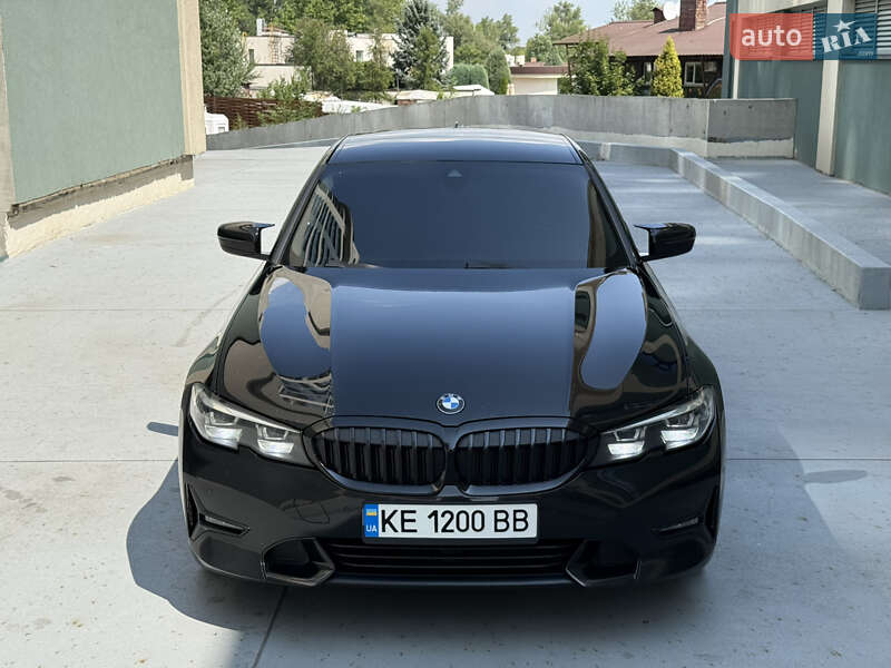 BMW 3 Series 2019