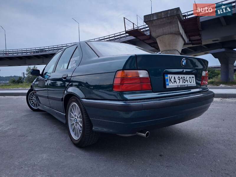 Седан BMW 3 Series 1997 в Киеве