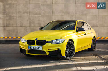Седан BMW 3 Series 2015 в Киеве