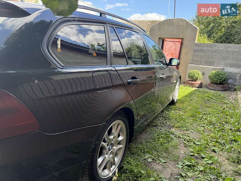 Универсал BMW 3 Series 2005 в Белогорье фото 7 Универсал BMW 3 Series 2005 в Белогорье