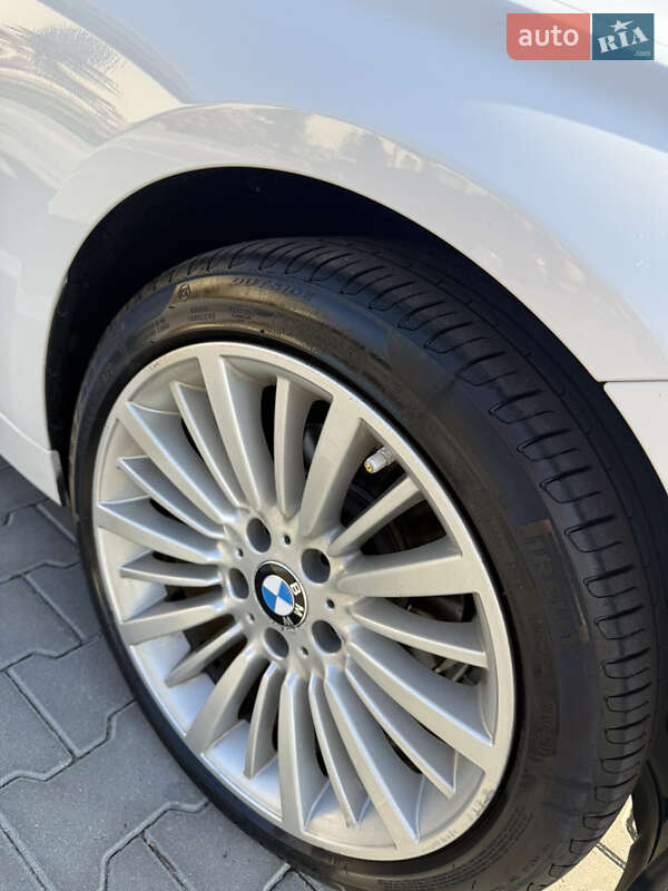 Седан BMW 3 Series 2013 в Виннице