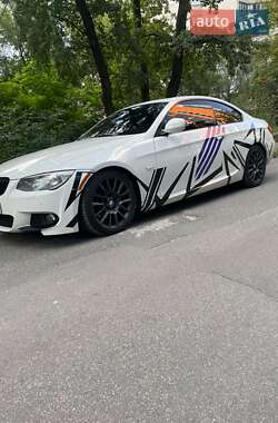 Купе BMW 3 Series 2012 в Києві