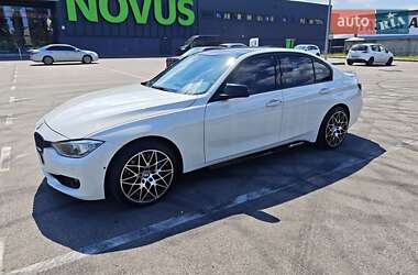 Седан BMW 3 Series 2014 в Киеве