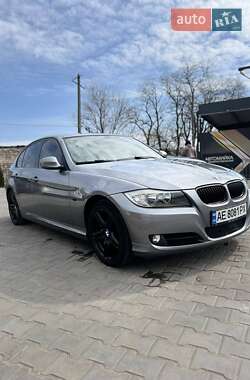 Седан BMW 3 Series 2009 в Софиевке