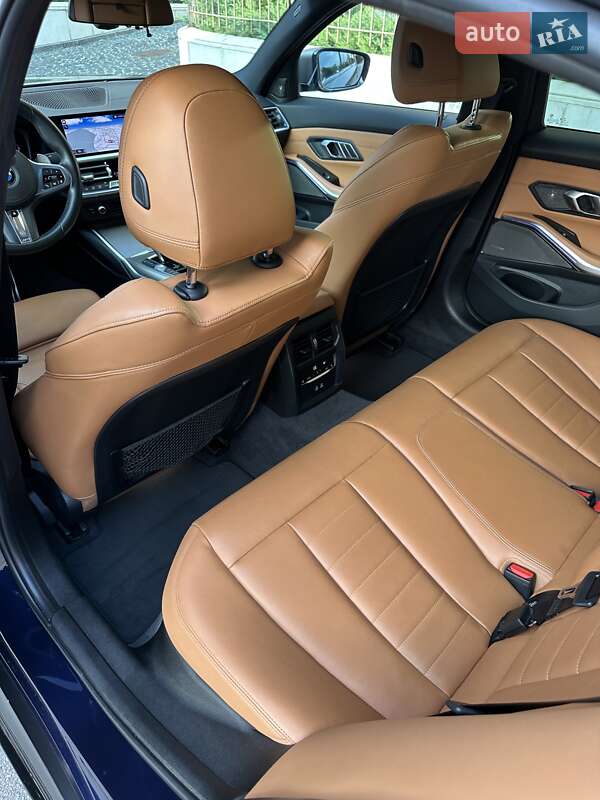 Седан BMW 3 Series 2020 в Киеве фото 30 Седан BMW 3 Series 2020 в Киеве