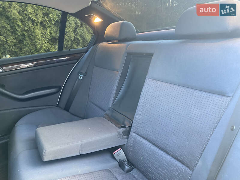 Седан BMW 3 Series 2002 в Турці