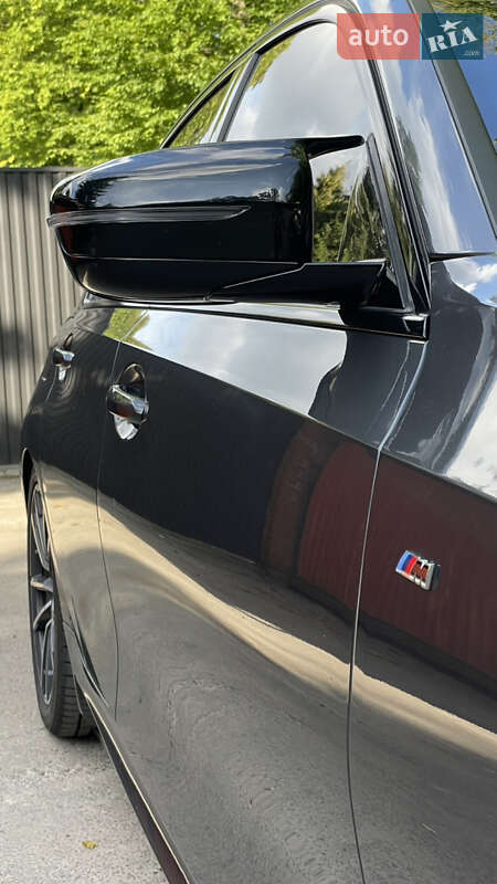 Седан BMW 3 Series 2019 в Львові