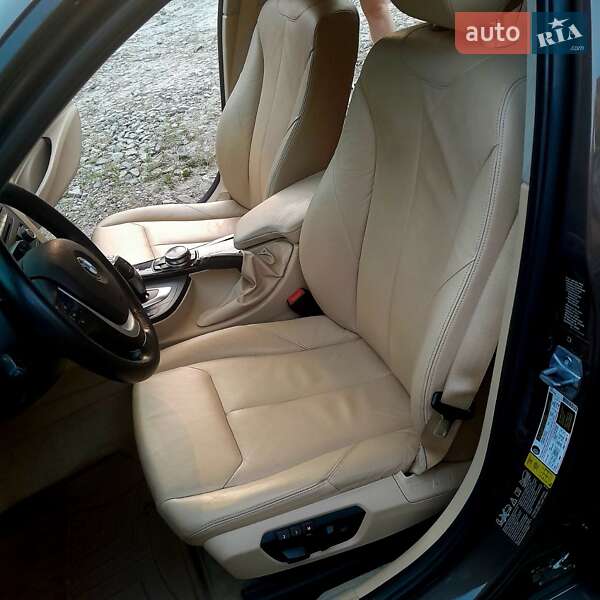 Седан BMW 3 Series 2013 в Львові