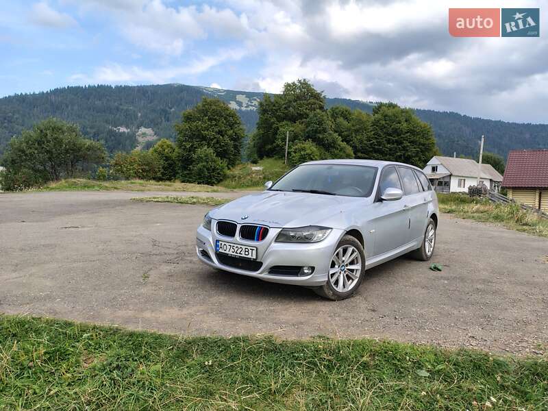BMW 3 Series 2011 BMW 3 Series 2011