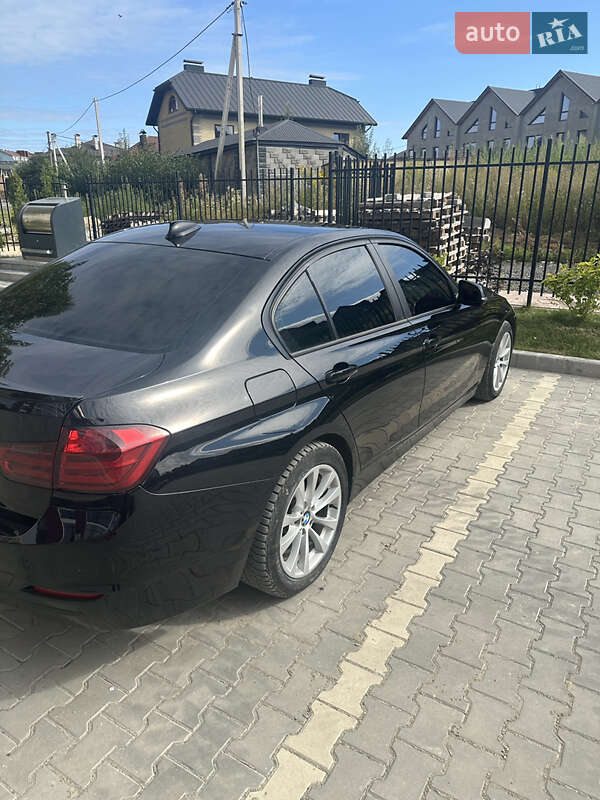 Седан BMW 3 Series 2012 в Луцке