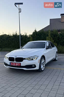 Седан BMW 3 Series 2018 в Львове