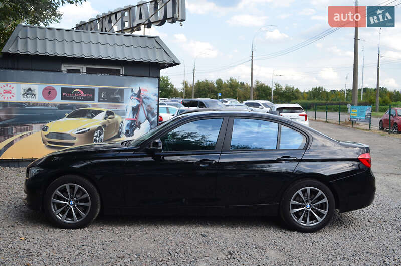 Седан BMW 3 Series 2016 в Києві