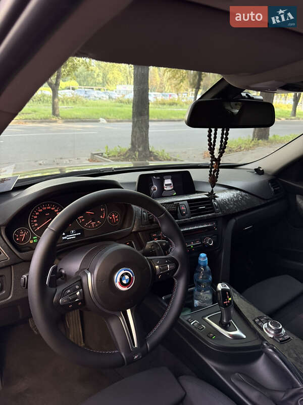 Универсал BMW 3 Series 2015 в Киеве