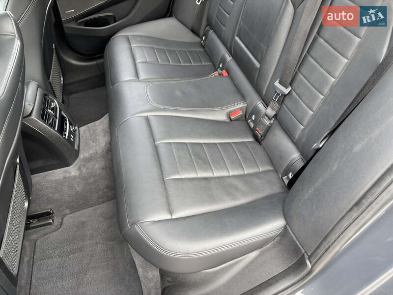 Седан BMW 3 Series 2019 в Рівному