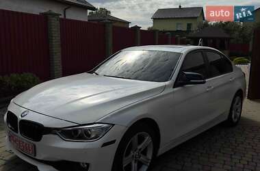 Седан BMW 3 Series 2012 в Новому Розділі