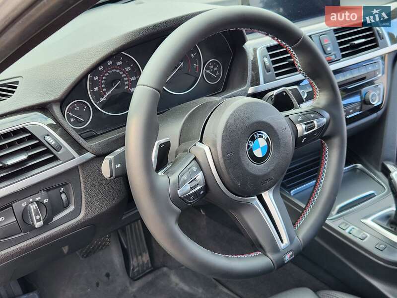 Седан BMW 3 Series 2017 в Ровно