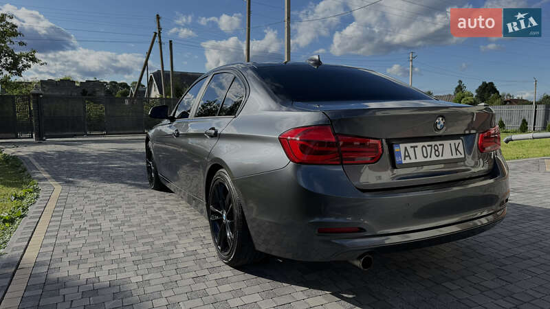 Седан BMW 3 Series 2016 в Коломые