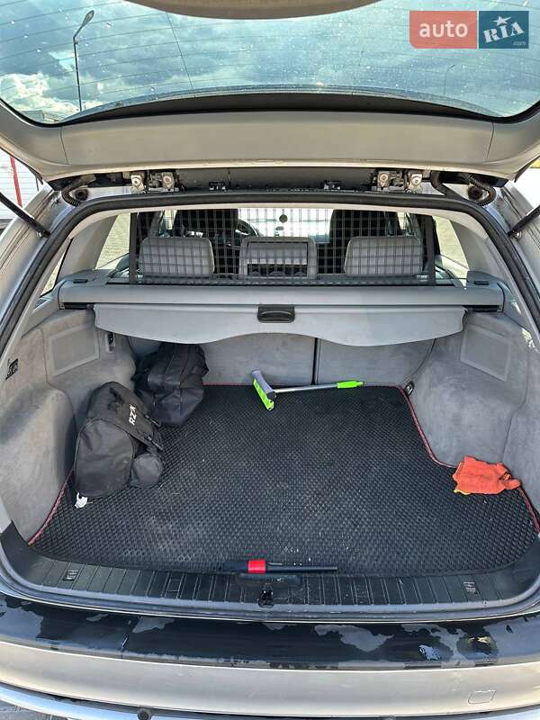 Универсал BMW 3 Series 2004 в Дубровице