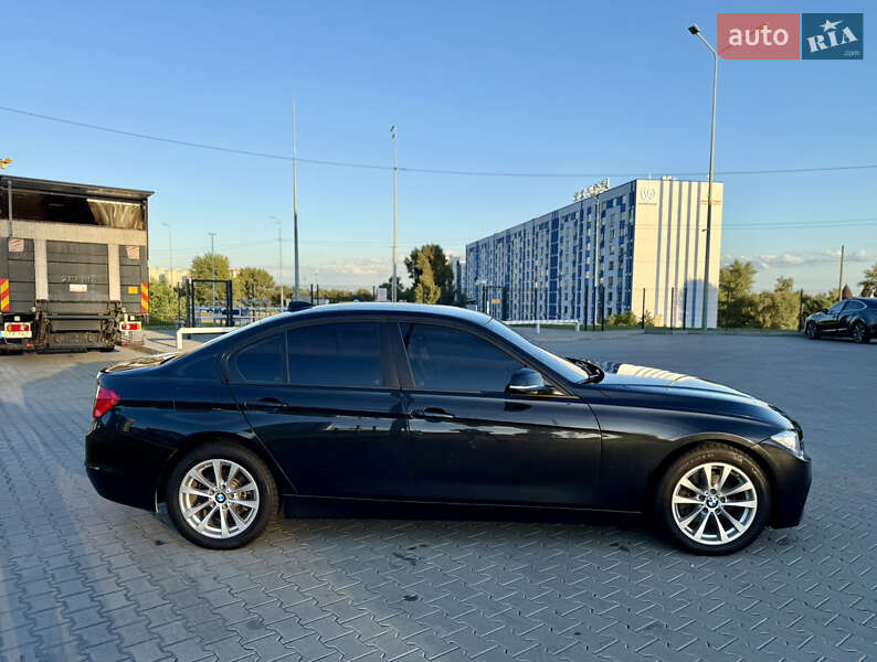 Седан BMW 3 Series 2013 в Киеве