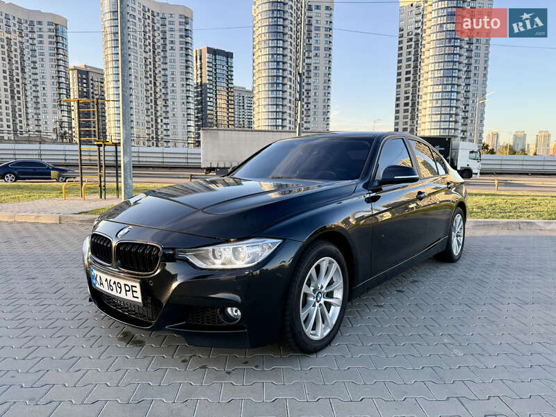 Седан BMW 3 Series 2013 в Киеве