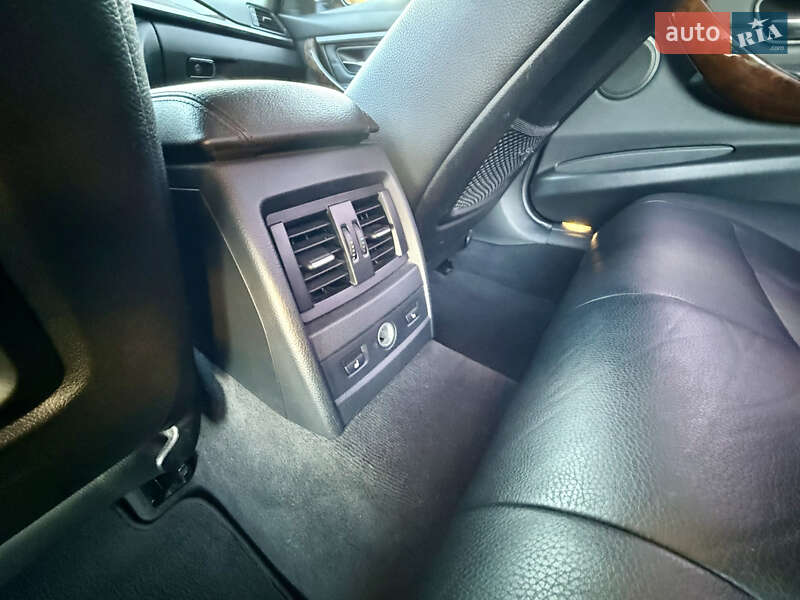 Седан BMW 3 Series 2013 в Киеве