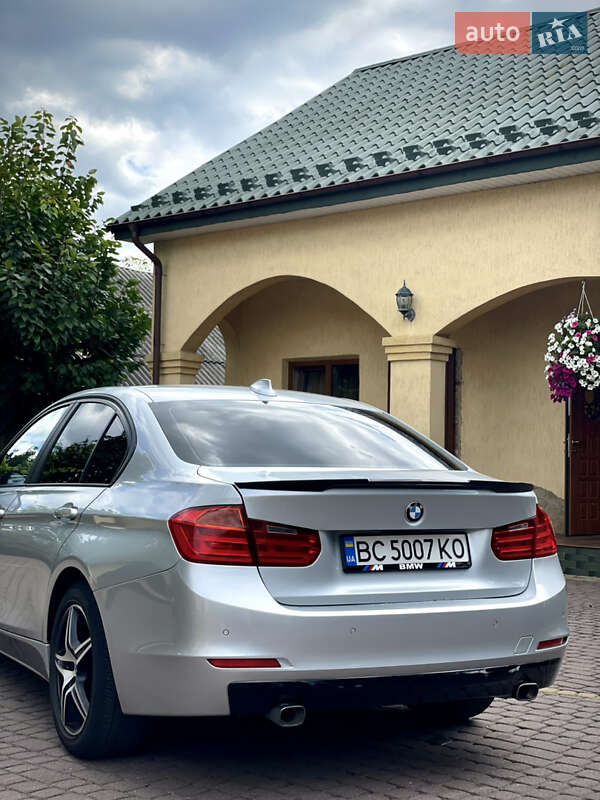 Седан BMW 3 Series 2014 в Яворове