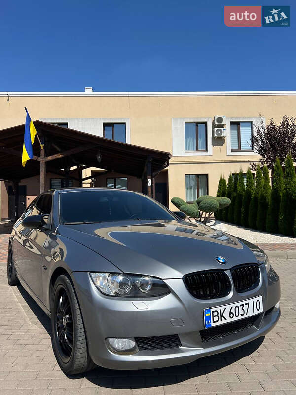 Купе BMW 3 Series 2008 в Ровно фото 4 Купе BMW 3 Series 2008 в Ровно