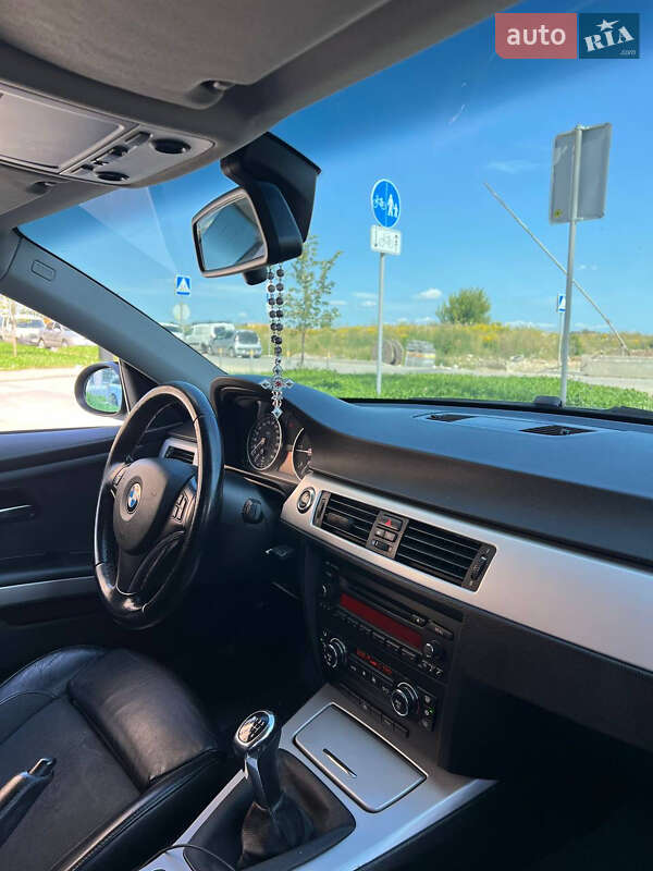 Купе BMW 3 Series 2008 в Ровно фото 18 Купе BMW 3 Series 2008 в Ровно