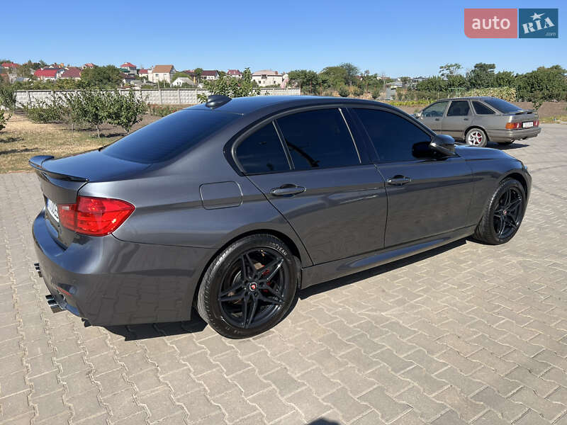 Седан BMW 3 Series 2013 в Одессе