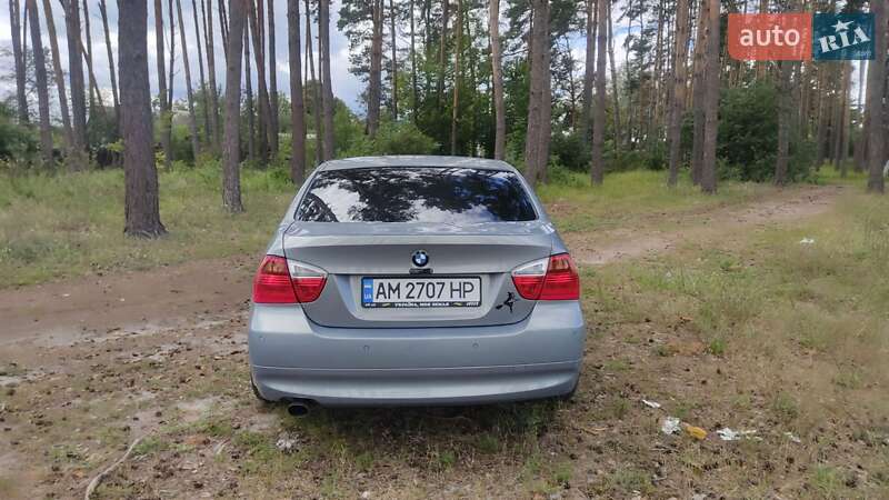 Седан BMW 3 Series 2005 в Житомире