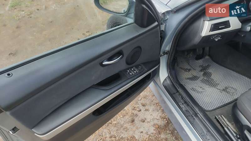 Седан BMW 3 Series 2005 в Житомире